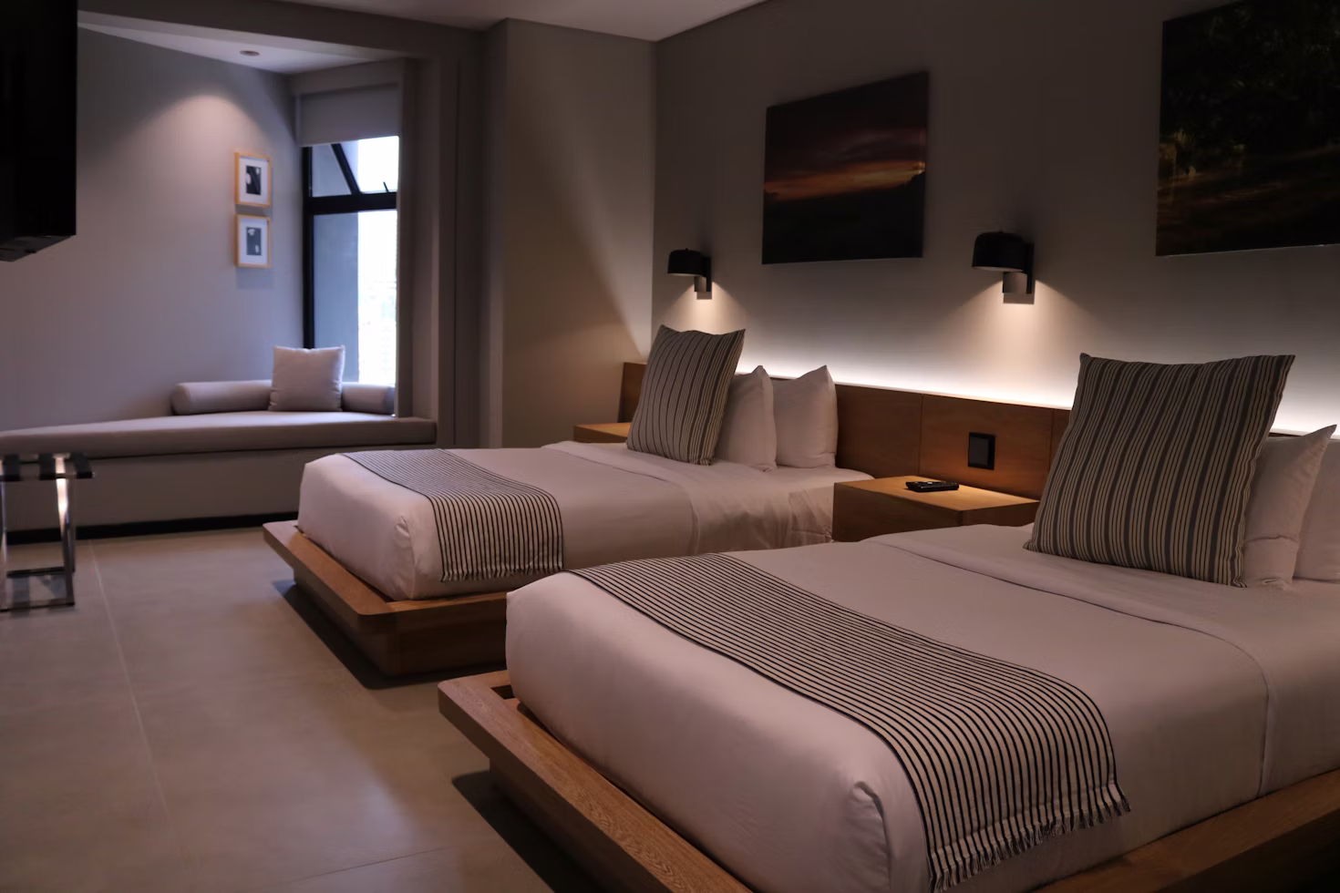 جاهزية للتوسع من متجر فاخر إلى منصة تجارة وتشغيل